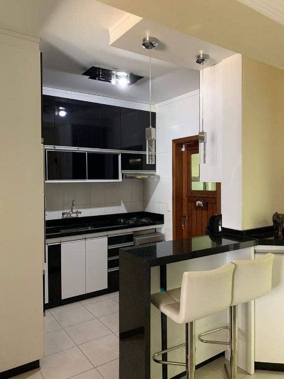 Casa em condomínio fechado próximo ao Barra Shopping Sul Upamaroti Porto Alegre - 