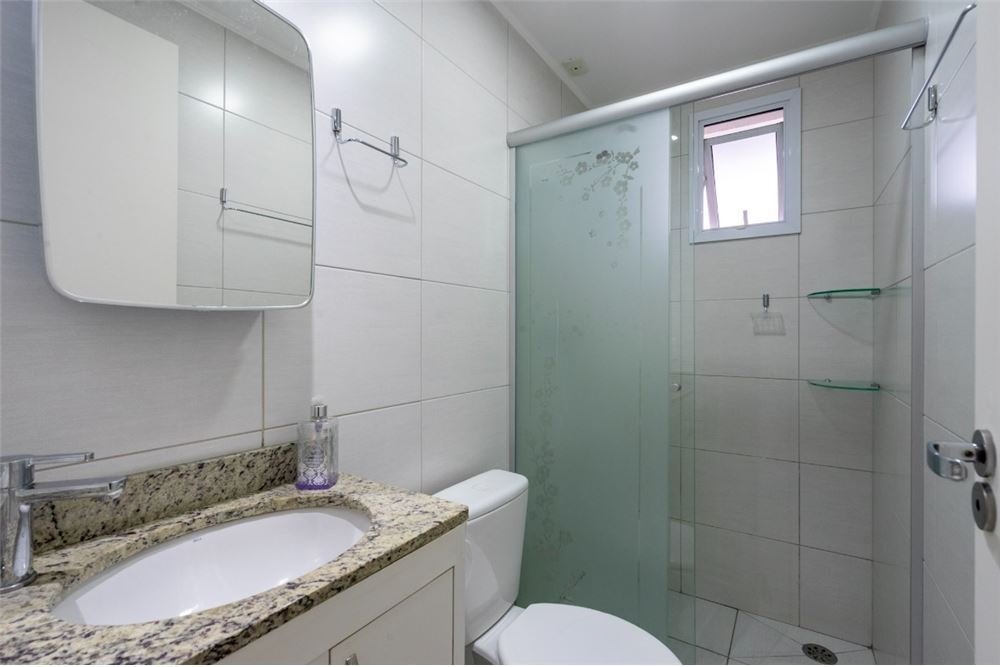 Apartamento à venda com 1 quarto, 40m² - Foto 31