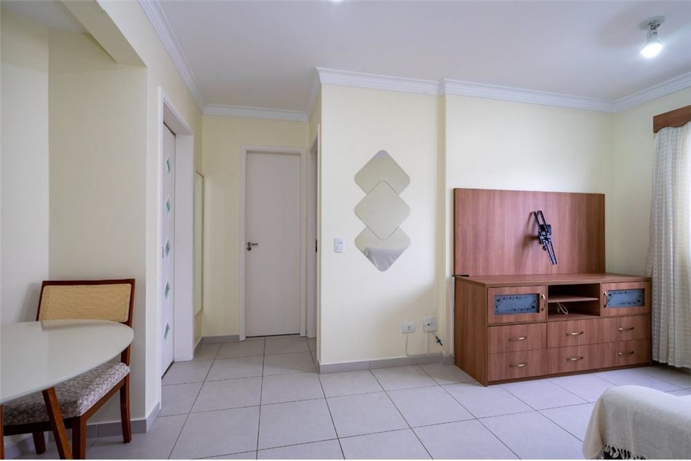 Apartamento à venda com 1 quarto, 40m² - Foto 35