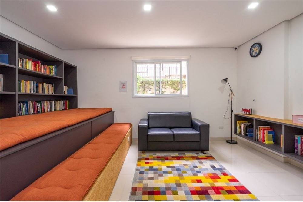 Apartamento à venda com 1 quarto, 40m² - Foto 12