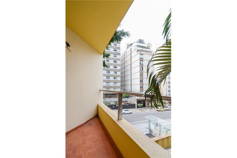 Apartamento com 32m² Frei Caneca São Paulo - 