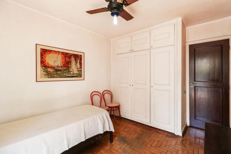 Apartamento no Itaim Bibi com 3 dormitórios 128m² Pedroso Alvarenga São Paulo - 