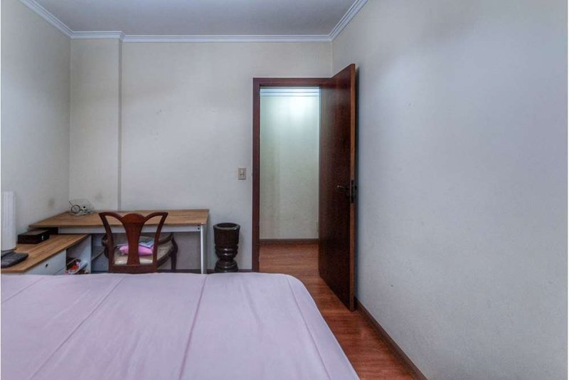 Apartamento na Chácara Klabin com 4 dormitórios 140m² Professora Carolina Ribeiro São Paulo - 