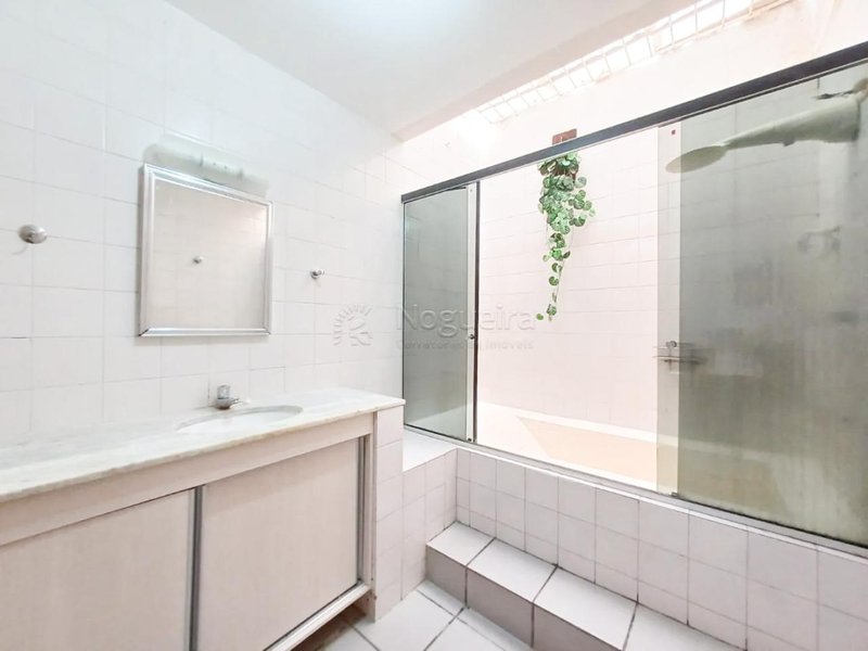 Duplex à venda com 3 quartos sendo 2 suite e varanda, 178,91m² por R$ 650.000,00 Rua Luiz Pimentel Recife - 