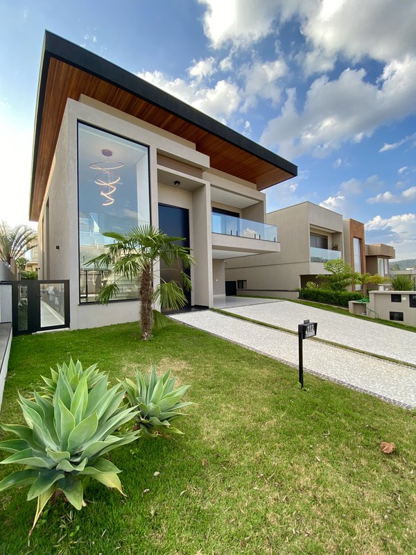 ALPHAVILLE TAMBORÉ 11 I 5.750.000,00 I REF: 0003 Alameda Madeira Barueri - 