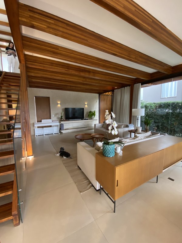 ALPHAVILLE TAMBORÉ 11 I 5.000.000,00 I Alameda Madeira Barueri - 