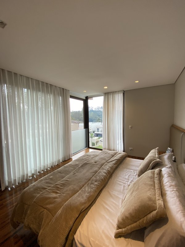 ALPHAVILLE TAMBORÉ 11 I 5.000.000,00 I Alameda Madeira Barueri - 