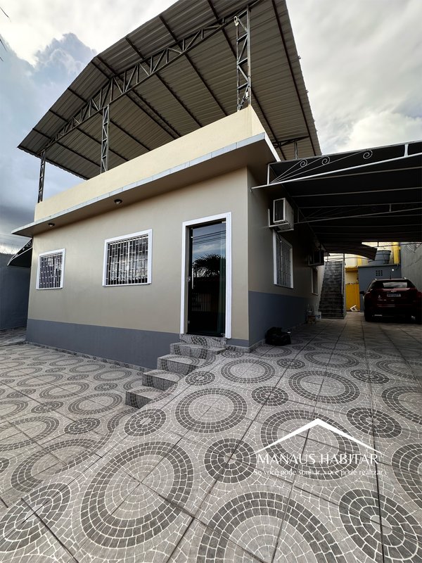 Casa à venda no Japiim, 03 suítes e placas solares!  Manaus - 