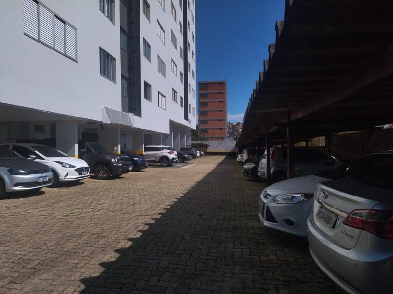 2 Dormitórios com Planejados e vaga coberta no Guarapiranga Rua Frederico Grotte São Paulo - 