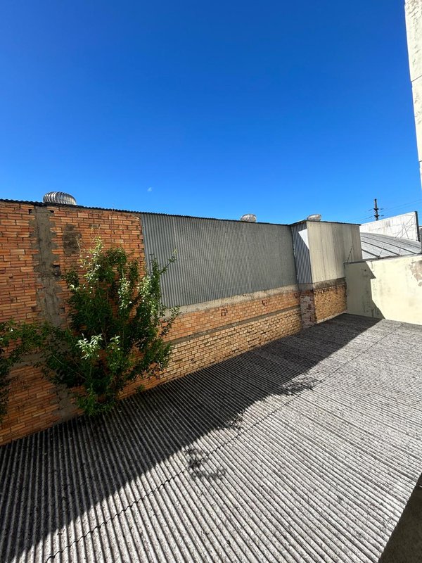 Apartamento 2 dormitórios com 1 vaga, no Jardim Botânico Rua Doutor Salvador Franca Porto Alegre - 