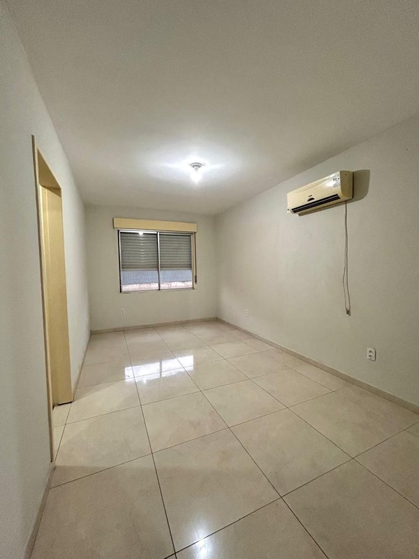 Apartamento 2 dormitórios com 1 vaga, no Jardim Botânico Rua Doutor Salvador Franca Porto Alegre - 