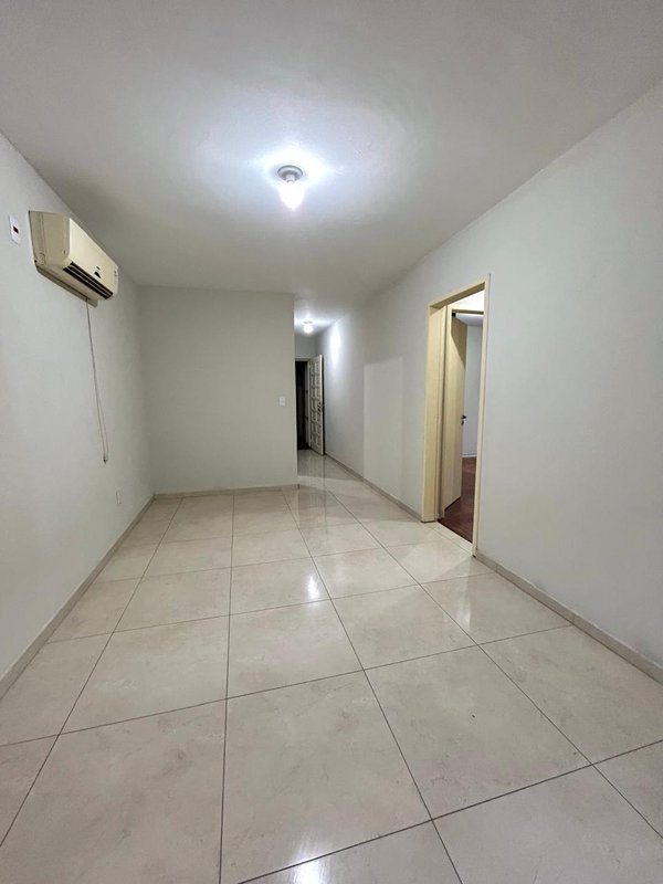 Apartamento 2 dormitórios com 1 vaga, no Jardim Botânico Rua Doutor Salvador Franca Porto Alegre - 