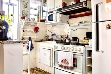 R$ 320.000 - OPORTUNIDADE - APARTAMENTO DE FRENTE - 65M2 - 2 DORM - SACADA Rua Tiradentes Porto Alegre - 