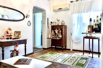 R$ 320.000 - OPORTUNIDADE - APARTAMENTO DE FRENTE - 65M2 - 2 DORM - SACADA Rua Tiradentes Porto Alegre - 