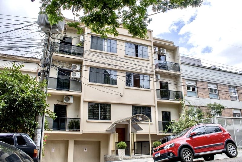 R$ 320.000 - OPORTUNIDADE - APARTAMENTO DE FRENTE - 65M2 - 2 DORM - SACADA Rua Tiradentes Porto Alegre - 