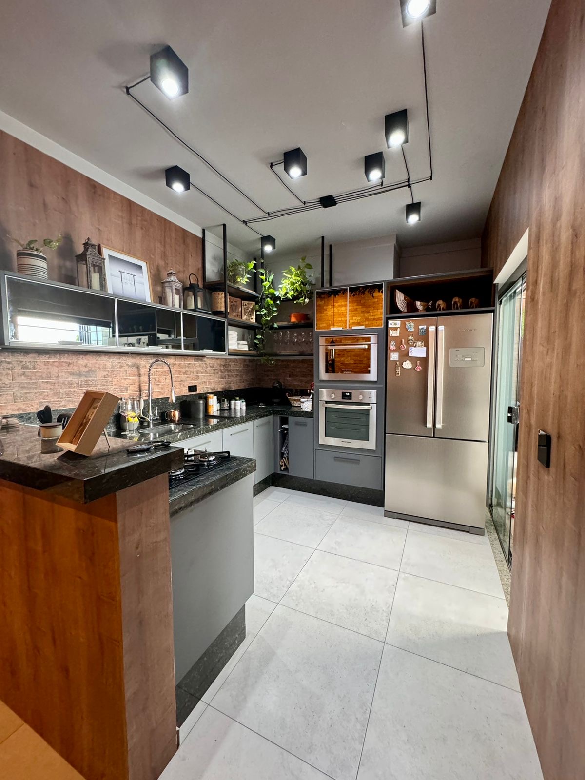 Casa com 3 dormit&oacute;rios &agrave; venda, 180 m&sup2; - Condom&iacute;nio Sunlake - Sorocaba - SP Estrada José Celeste Sorocaba - 