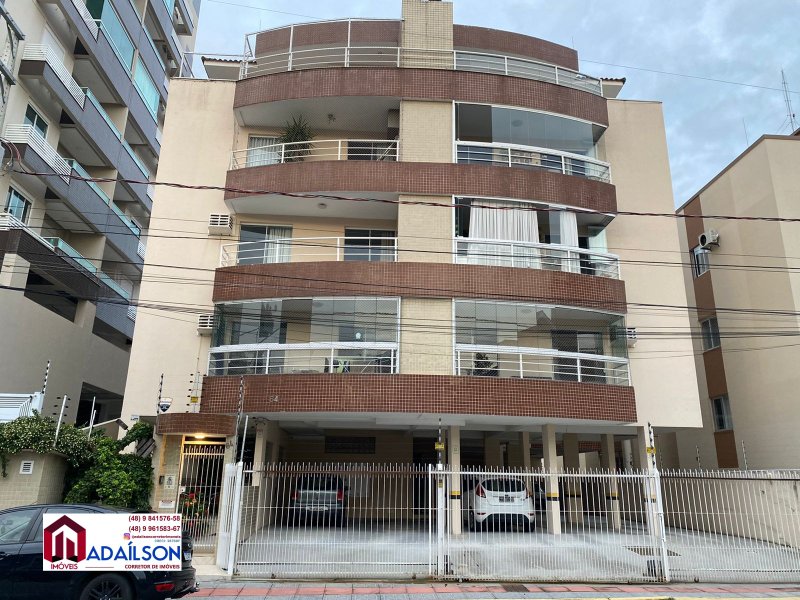 Apartamento de 2 dormitórios mobiliado em Floresta - São José  - SC  Valor R$ 393.900.00 Rua Walfrides W. Martins São José - 