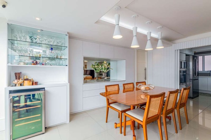 Apartamento JETDR 500 Apto 612481032-239 1 suíte 125m² Túlio de Rose Porto Alegre - 