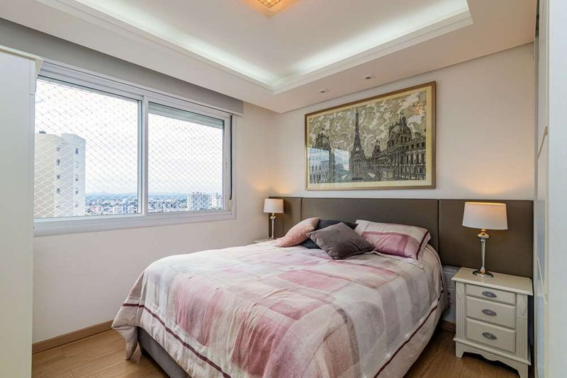 Apartamento JETDR 500 Apto 612481032-239 1 suíte 125m² Túlio de Rose Porto Alegre - 