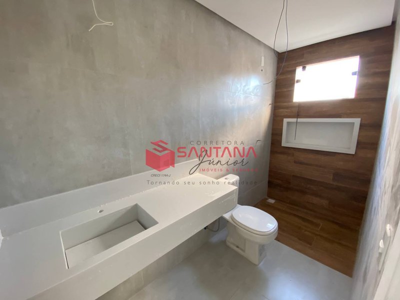 Casa em condomínio 4/4 sendo 1 suíte master (INDISPONÍVEL) Rua Sucupió Camaçari - 