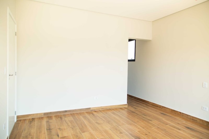 LINDA CASA: Al. Da Serenidade No. 366 – Q11 L03  – RESIDENCIAL ITAHYE 2 - Santana de Parnaíba - 