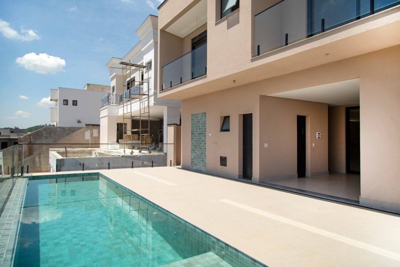 LINDA CASA: Al. Da Serenidade No. 366 – Q11 L03  – RESIDENCIAL ITAHYE 2 - Santana de Parnaíba - 