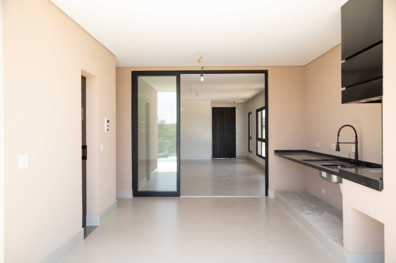 LINDA CASA: Al. Da Serenidade No. 366 – Q11 L03  – RESIDENCIAL ITAHYE 2 - Santana de Parnaíba - 