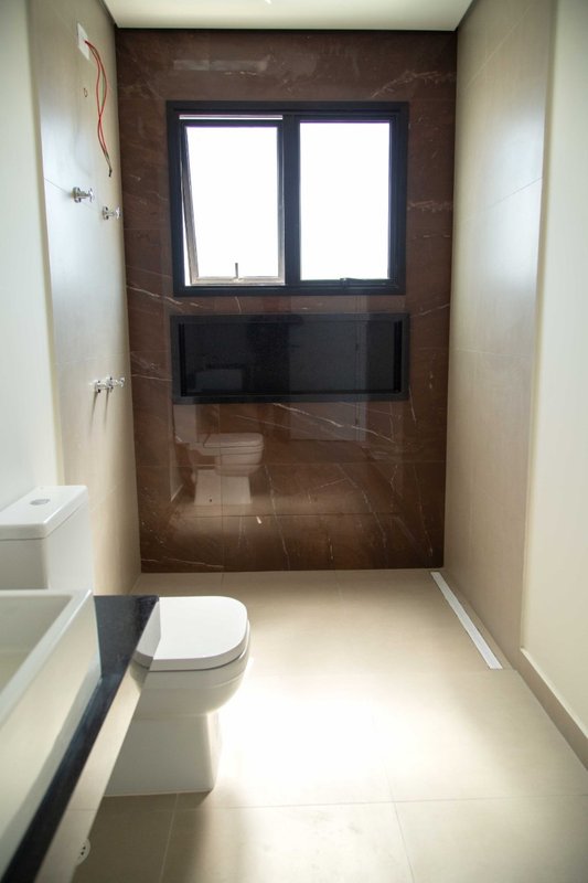 LINDA CASA: Al. Da Serenidade No. 366 – Q11 L03  – RESIDENCIAL ITAHYE 2 - Santana de Parnaíba - 