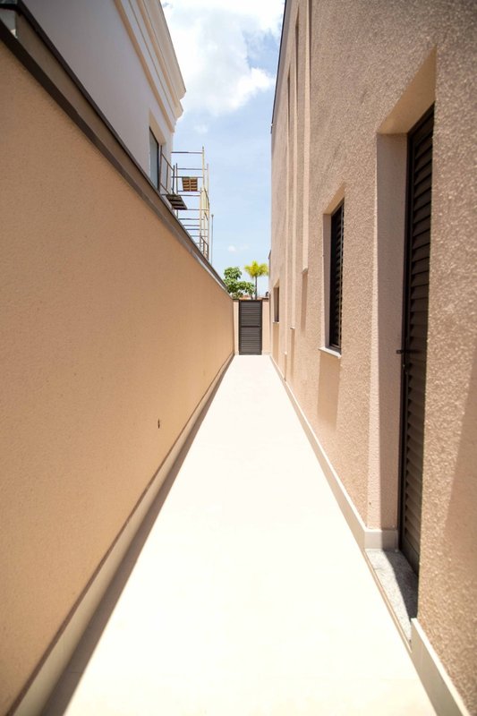 LINDA CASA: Al. Da Serenidade No. 366 – Q11 L03  – RESIDENCIAL ITAHYE 2 - Santana de Parnaíba - 