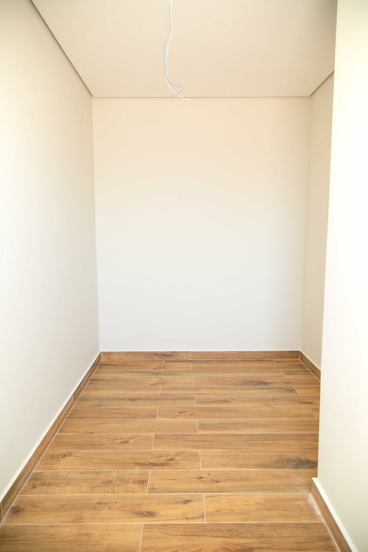 LINDA CASA: Al. Da Serenidade No. 366 – Q11 L03  – RESIDENCIAL ITAHYE 2 - Santana de Parnaíba - 