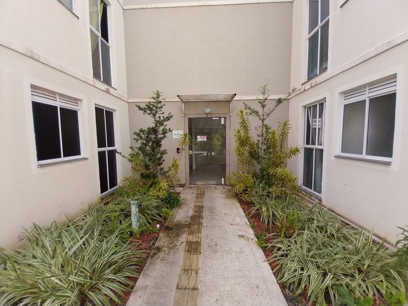 VENDO R$ 215.000APARTAMENTO 2/4 - Térreo Garden TOTAL INFRAESTRUTURA ALPHAVILLE (ABRANTES) - Camaçari - 
