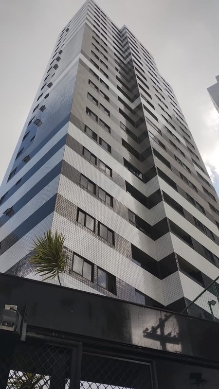 2 quartos (1 suíte). 58m². 1 vaga de garagem. Área de lazer Rua Antônio de Castro Recife - 