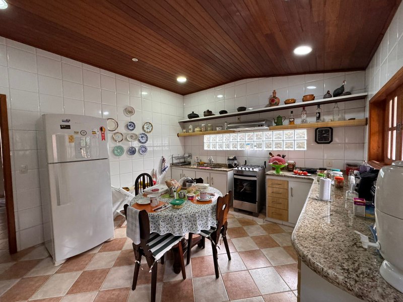 Casa com 6 dormitórios à venda, 280 m² por R$ 1.280.000 - Cônego - Nova Friburgo/R - Nova Friburgo - 