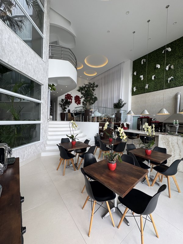 MANSÃO CINEMATOGRÁFICA À VENDA NO CONDOMINIO SWISS PARK - SBC 09820-680 São Bernardo do Campo - 