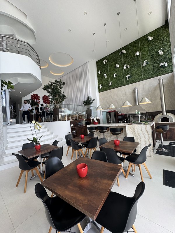 MANSÃO CINEMATOGRÁFICA À VENDA NO CONDOMINIO SWISS PARK - SBC 09820-680 São Bernardo do Campo - 