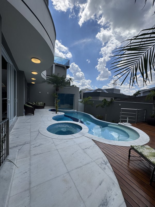 MANSÃO CINEMATOGRÁFICA À VENDA NO CONDOMINIO SWISS PARK - SBC 09820-680 São Bernardo do Campo - 