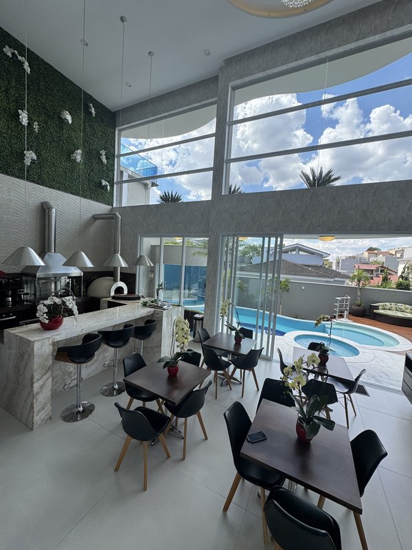 MANSÃO CINEMATOGRÁFICA À VENDA NO CONDOMINIO SWISS PARK - SBC 09820-680 São Bernardo do Campo - 