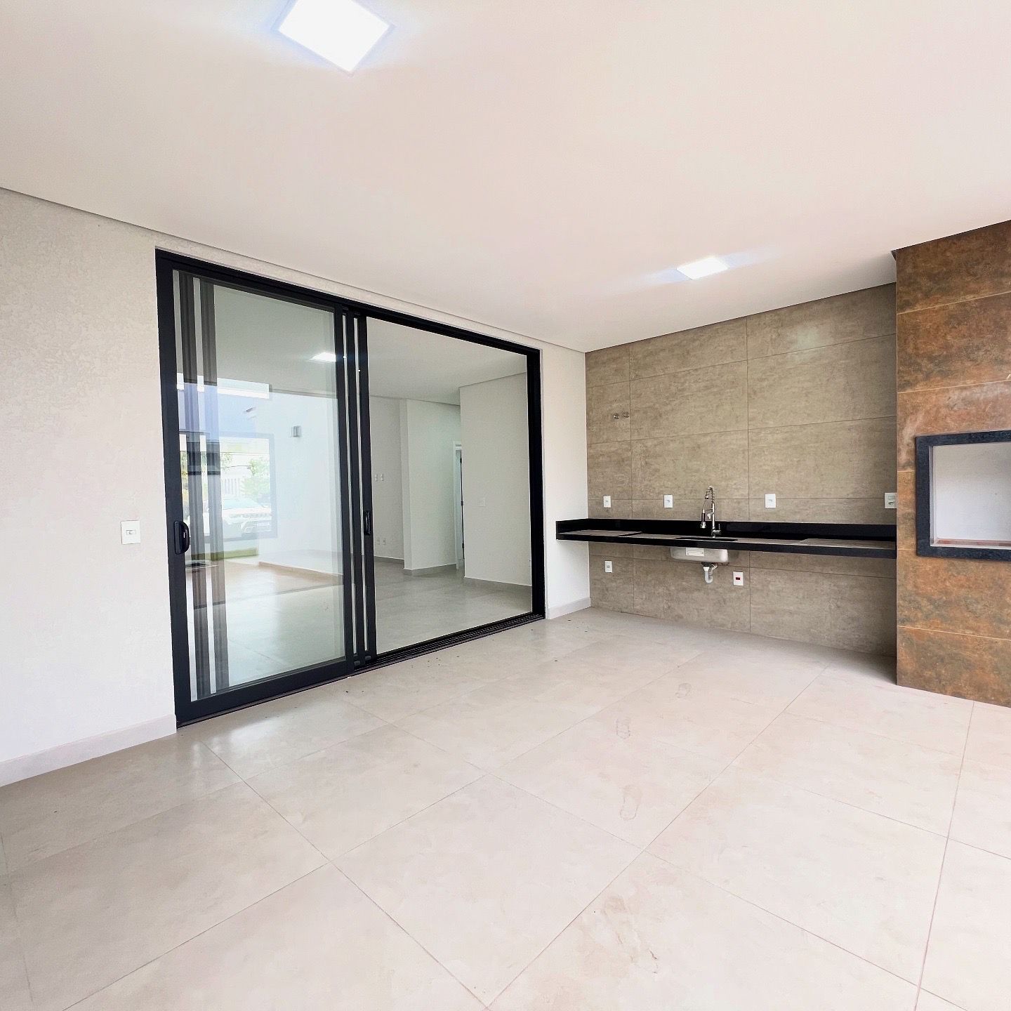 Casa com 3 dormit&oacute;rios &agrave; venda,240m&sup2; - Alphaville Nova Esplanada III - Votorantim - SP Alameda Nova Zelândia Votorantim - 