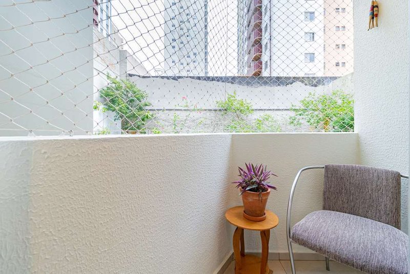 Apartamento a venda - Vila Gumercindo -  2 dormitórios 44m² R. Vig. Albernaz São Paulo - 