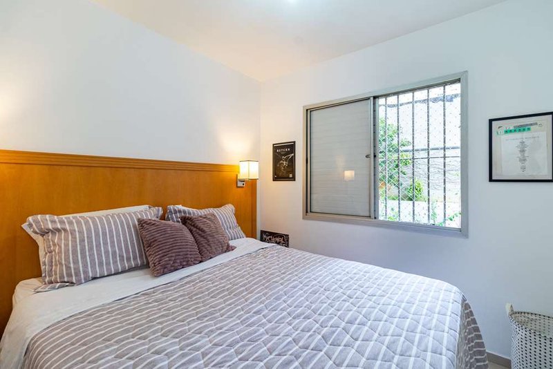 Apartamento a venda - Vila Gumercindo -  2 dormitórios 44m² R. Vig. Albernaz São Paulo - 