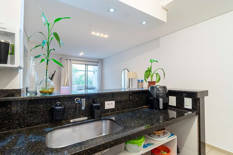 Apartamento a venda - Vila Gumercindo -  2 dormitórios 44m² R. Vig. Albernaz São Paulo - 