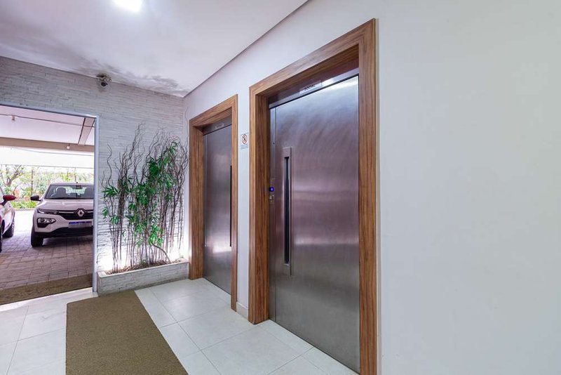 Apartamento a venda - Vila Gumercindo -  2 dormitórios 44m² R. Vig. Albernaz São Paulo - 