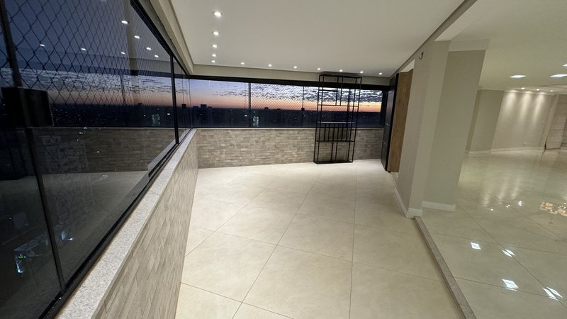 O Maior e mais luxuoso duplex do centro da cidade Rua José Antônio Campo Grande - 