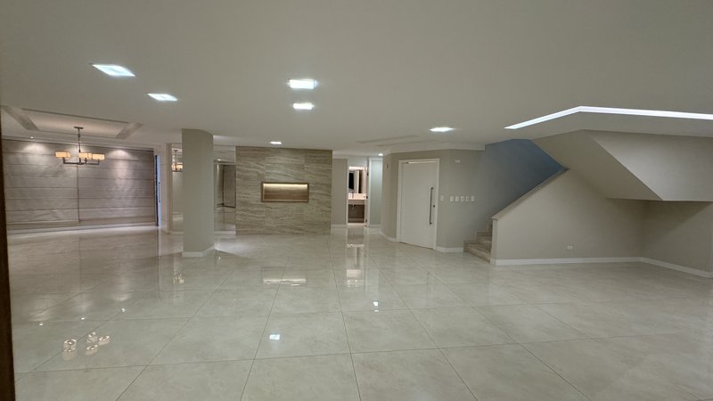 O Maior e mais luxuoso duplex do centro da cidade Rua José Antônio Campo Grande - 