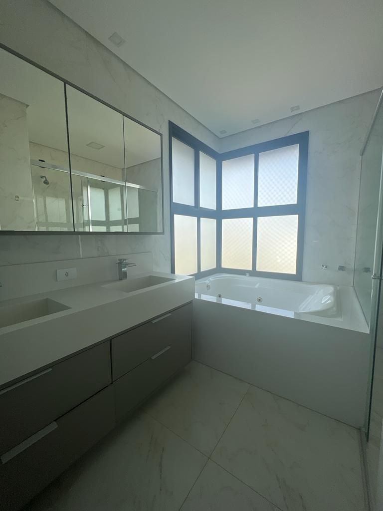 Casa com 4 dormit&oacute;rios &agrave; venda, 340 m&sup2; - Alphaville Nova Esplanada III - Votorantim - SP Alameda Nova Zelândia Votorantim - 