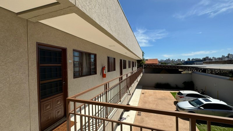 Seu novo AP no centro da cidade por R$ 250.000,00! Rua Visconde de Taunay Campo Grande - 