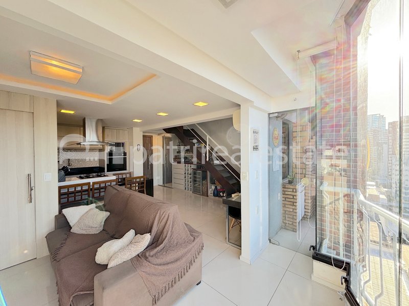 Cobertura Triplex 125 m² Mobiliada com 3 Suítes 4 Banheiros 2 vagas. Meireles Fortaleza CE Rua Coronel Jucá Fortaleza - 