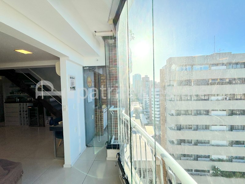 Cobertura Triplex 125 m² Mobiliada com 3 Suítes 4 Banheiros 2 vagas. Meireles Fortaleza CE Rua Coronel Jucá Fortaleza - 