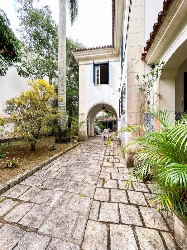 Casa clássica no Alto Jardim Botânico - Rio de Janeiro - 