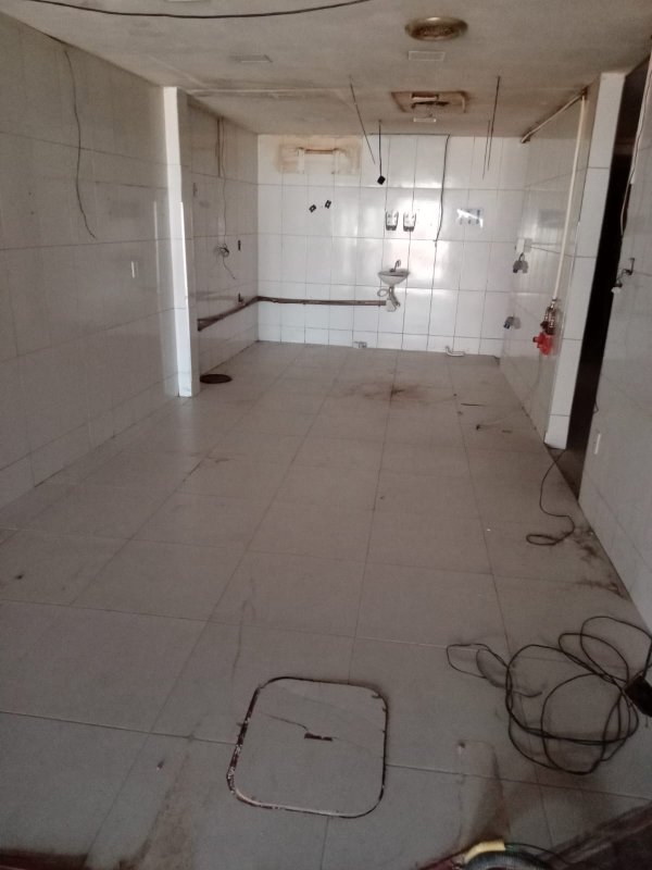 Ponto Comercial - Loja - Av. de Santa Cruz - Realengo/RJ Avenida de Santa Cruz Rio de Janeiro - 
